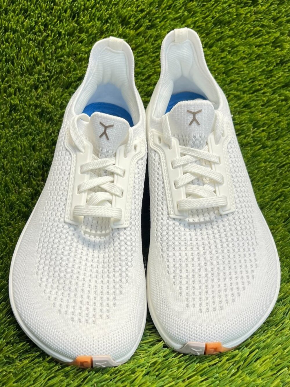 Flux Adapt Runner White Gum Womens Size 7 Running Athletic Walking Knit Shoes - Picture 5 of 10